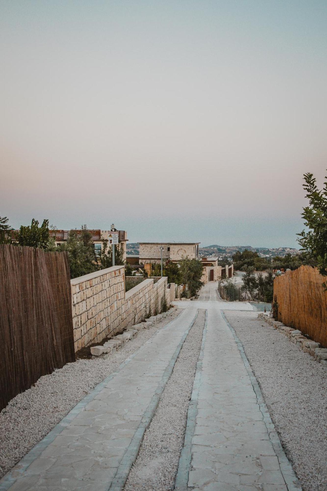 Kleos Noble Retreat - Stone-Build Apartments & Rooms With Pool, Sauna & Bbq Area Лимасол Экстерьер фото