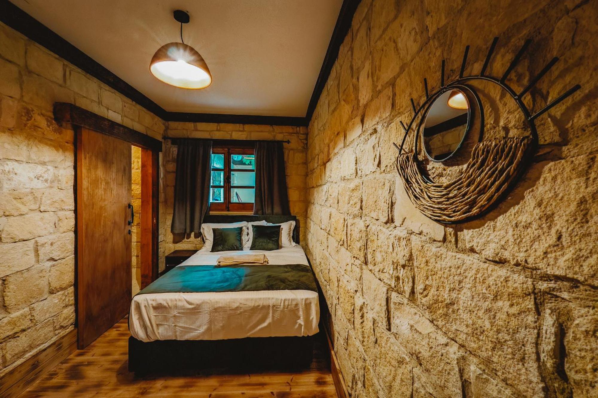 Kleos Noble Retreat - Stone-Build Apartments & Rooms With Pool, Sauna & Bbq Area Лимасол Номер фото