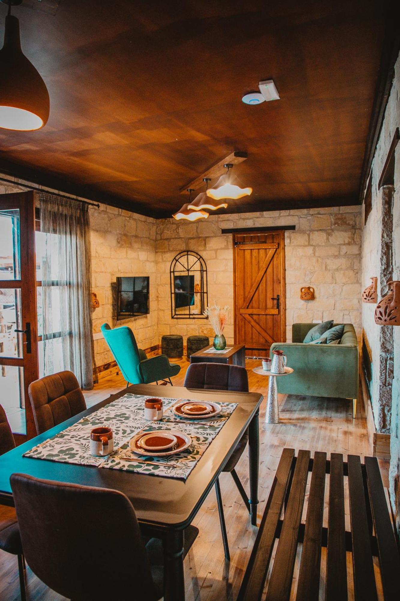 Kleos Noble Retreat - Stone-Build Apartments & Rooms With Pool, Sauna & Bbq Area Лимасол Номер фото