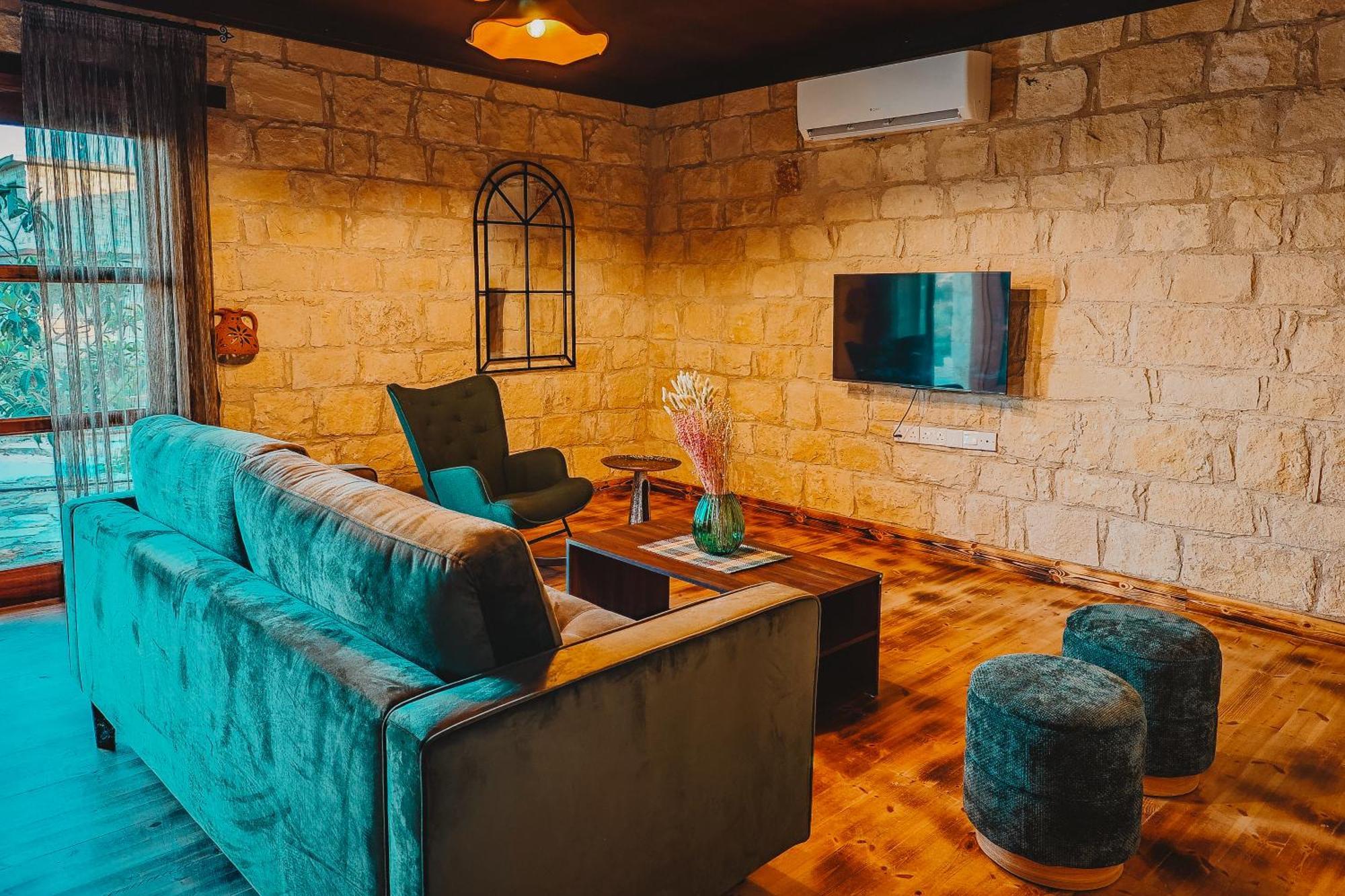 Kleos Noble Retreat - Stone-Build Apartments & Rooms With Pool, Sauna & Bbq Area Лимасол Номер фото