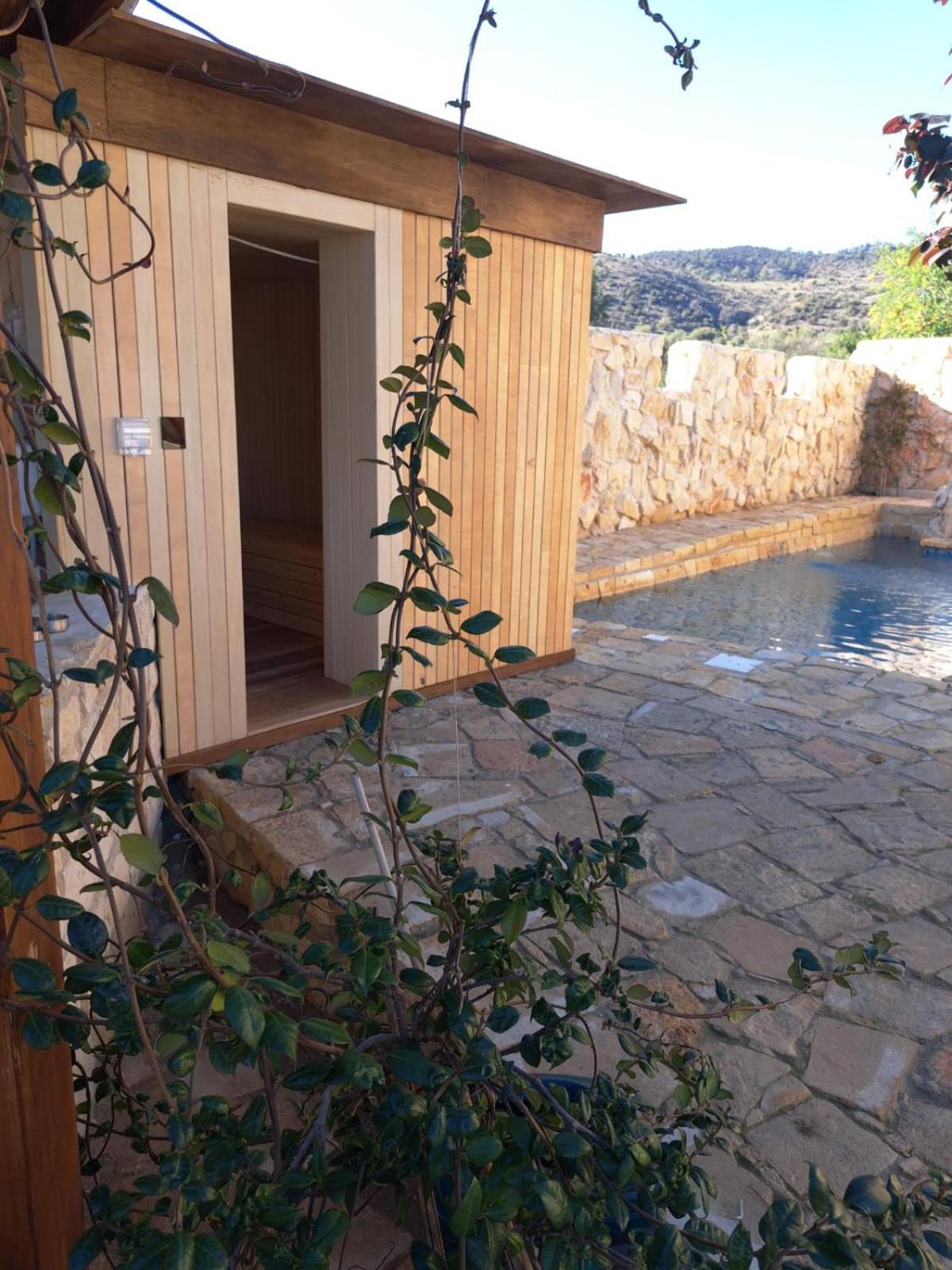Kleos Noble Retreat - Stone-Build Apartments & Rooms With Pool, Sauna & Bbq Area Лимасол Экстерьер фото